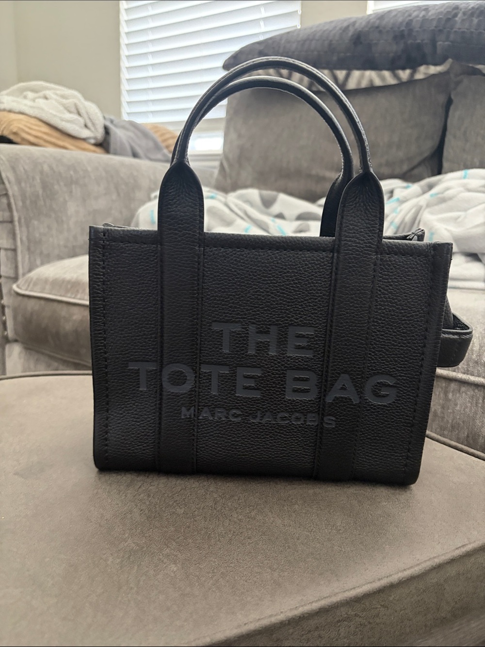 Marc Jacobs The Tote Bag - Black Leather Women’s Tote-Small